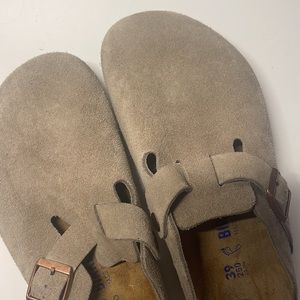 Birkenstock Boston Clog Taupe Suede - Size 39